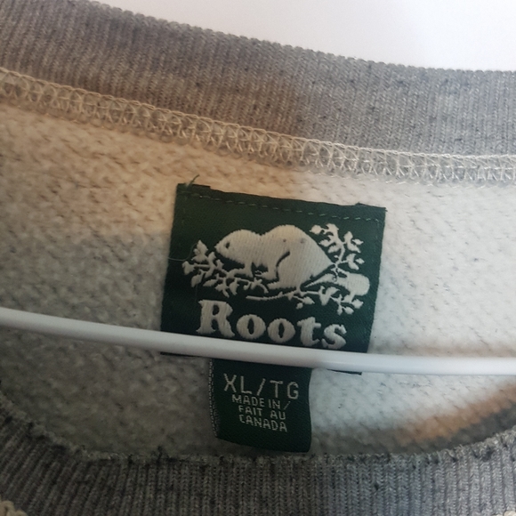 Roots Hoodie Size XL - Picture 3 of 5